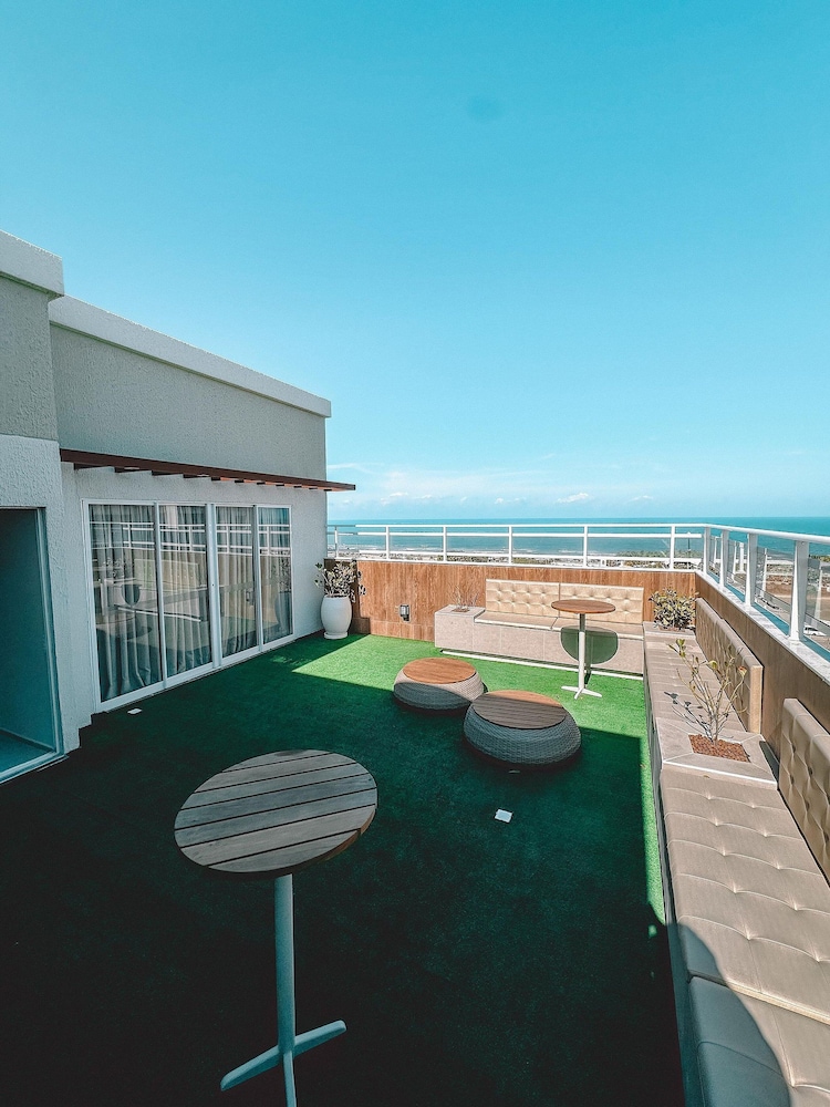 Mirante Clube - Praia do Futuro