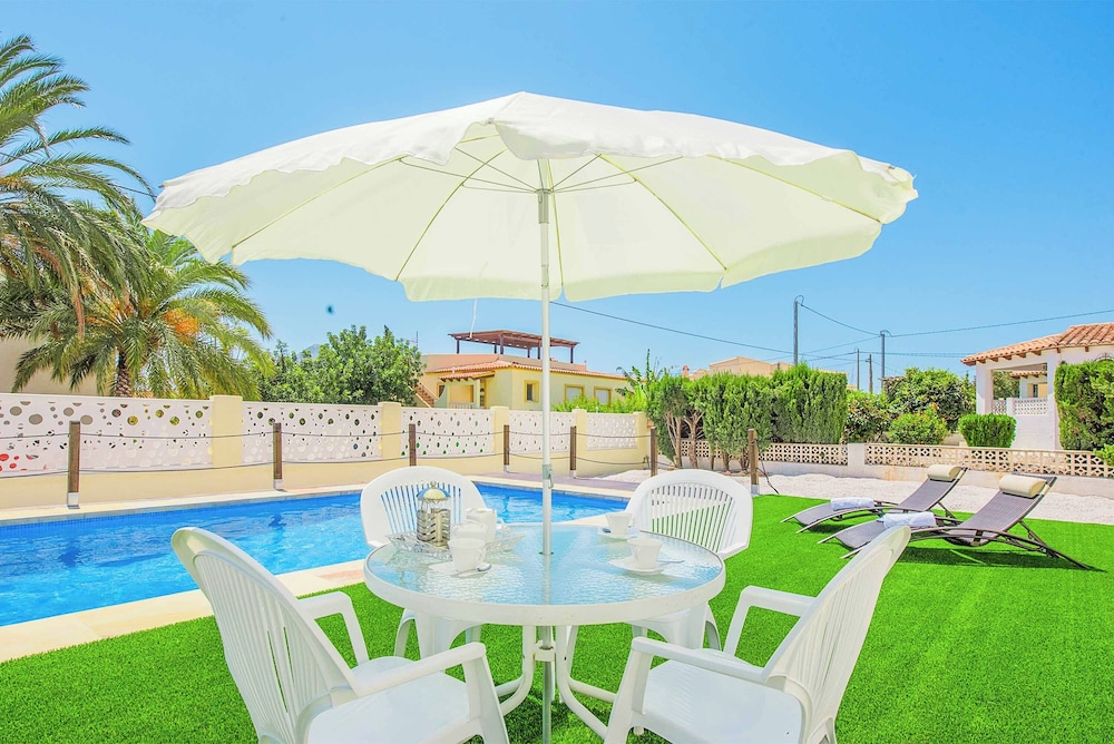 Villa Neus