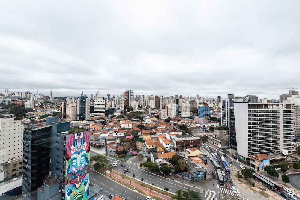 Pinheiros Best Studio Pool Parking  Wifi