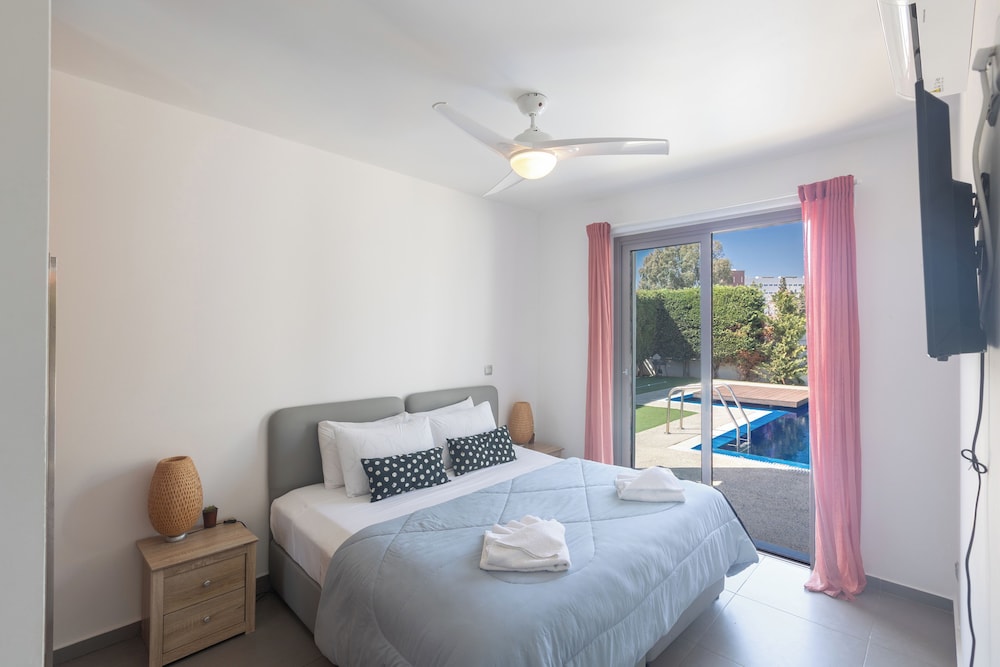 Ayia Napa Satin Villa Svi1