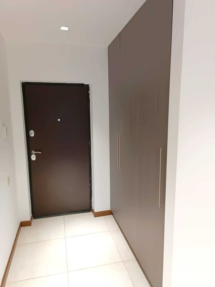 1bdr luxury apartment