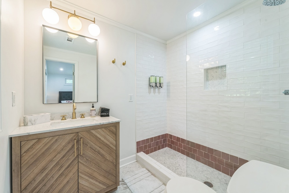 Bungalow Off Floyd St In The Heart Of Covington 3 Bedroom Bungalow