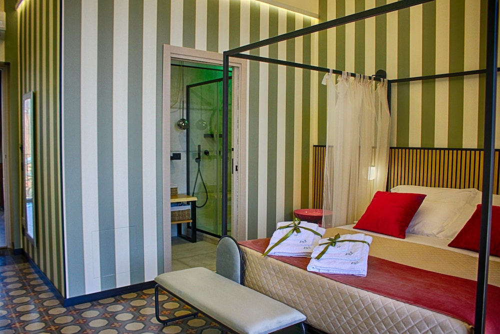 Roby's boutique rooms
