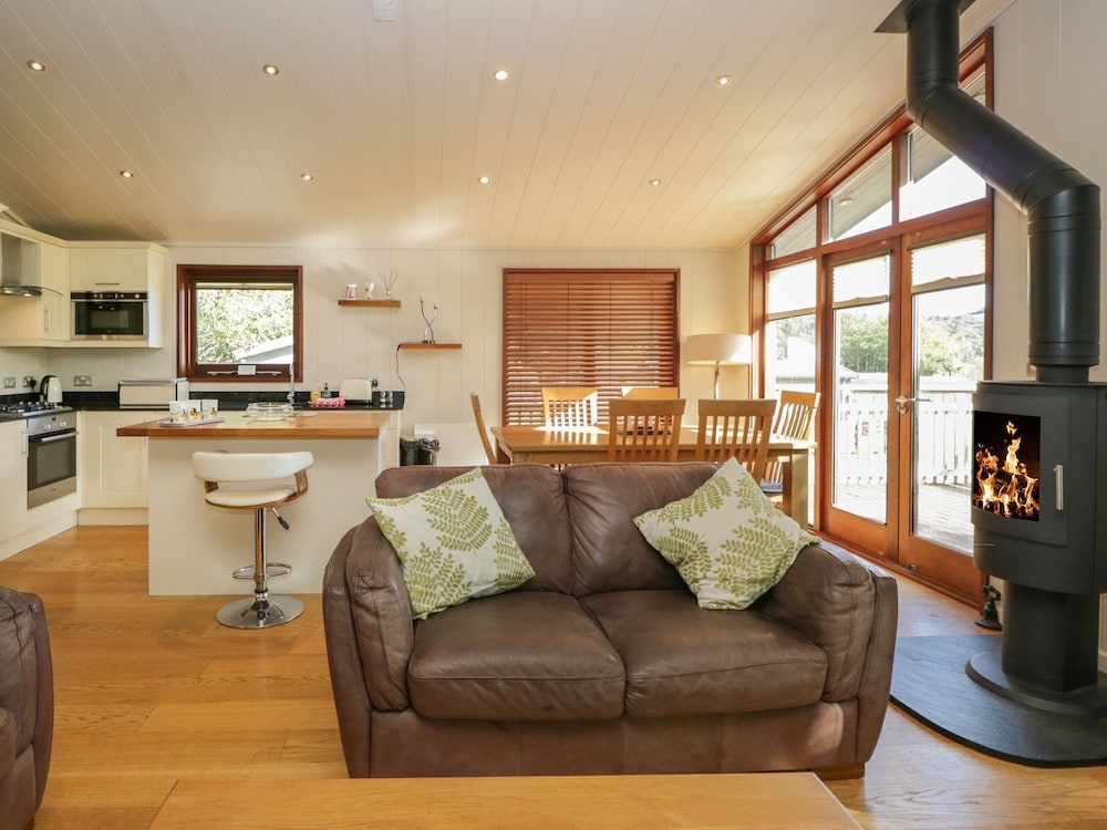 Leafy Nook Lodge