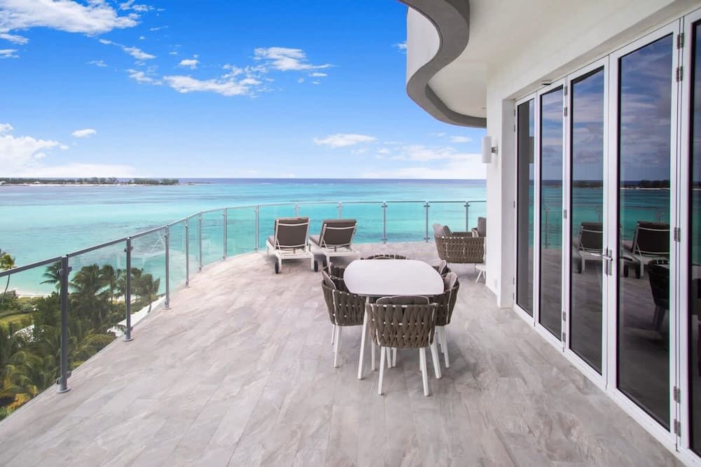 Oceanfront Penthouse and Patio at ONE Cable Beach