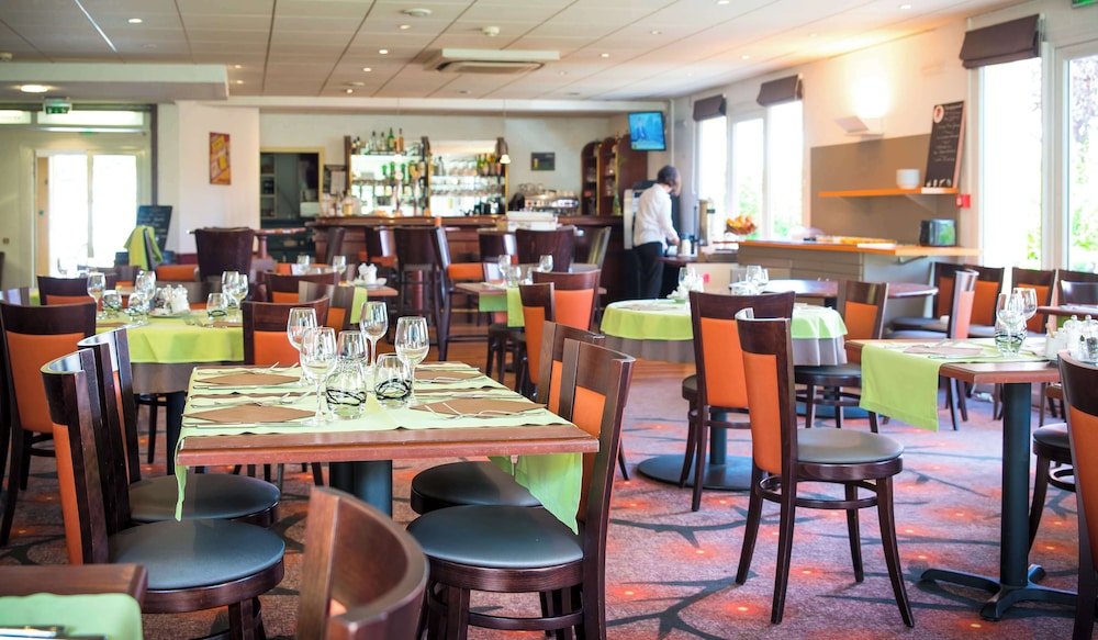 Saint-Herblain Vacations - Brit Hotel Nantes St Herblain - Le Kerann - Property Image 12