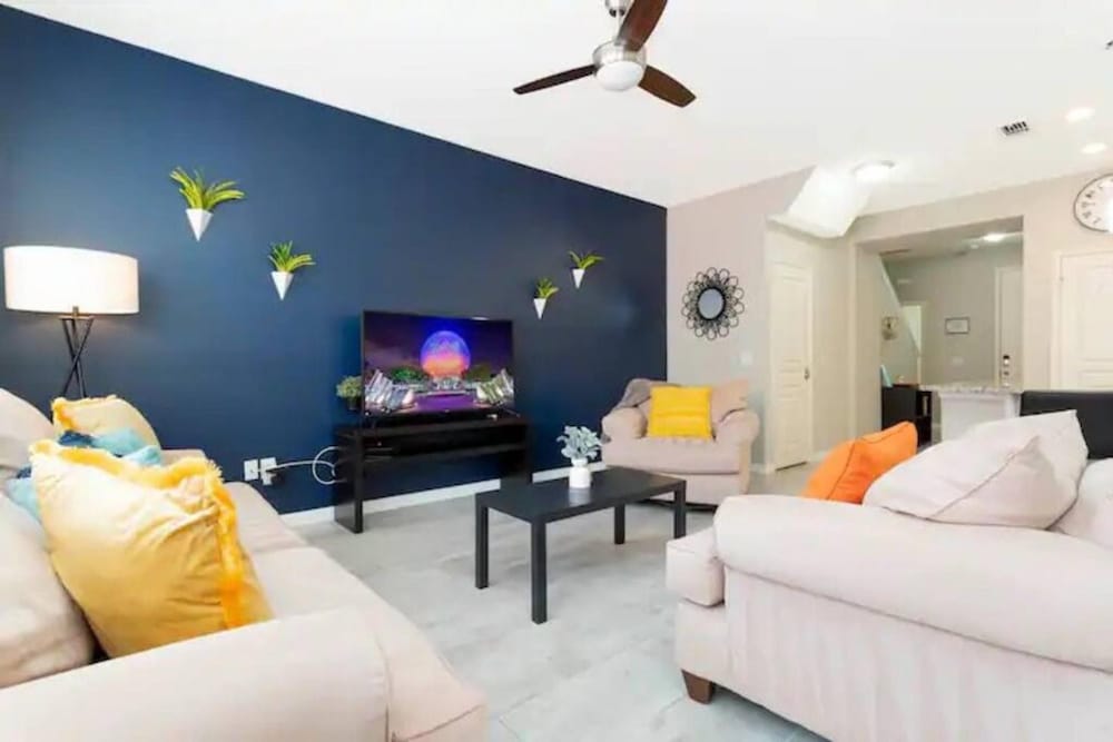 Super Liked - 4BD 3 5b 6 Miles To Disney Springs