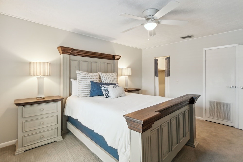 Fernandina Shores 6392 2 Bedroom Condo