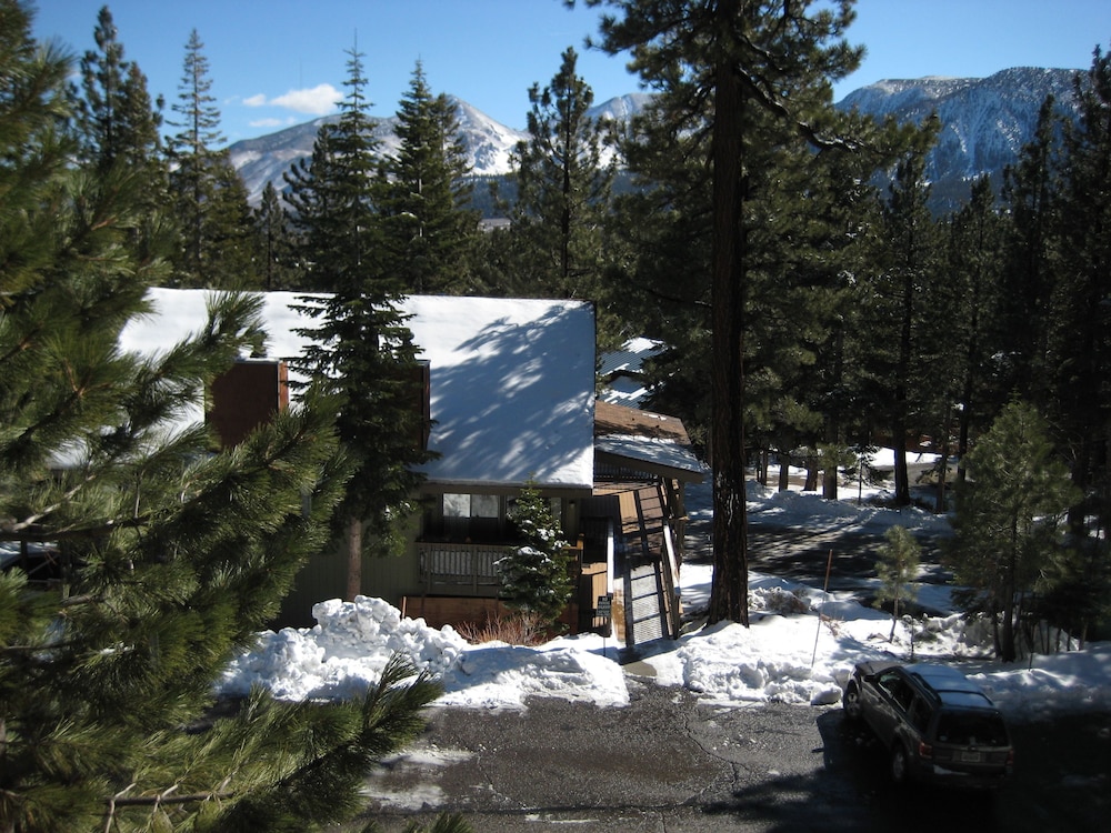 Hidden Valley by Mammoth Reservation Bureau
