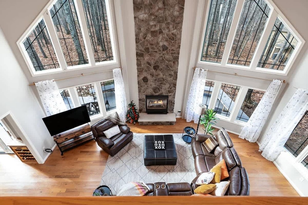 Wintergreen Ridge Retreat - Family Home