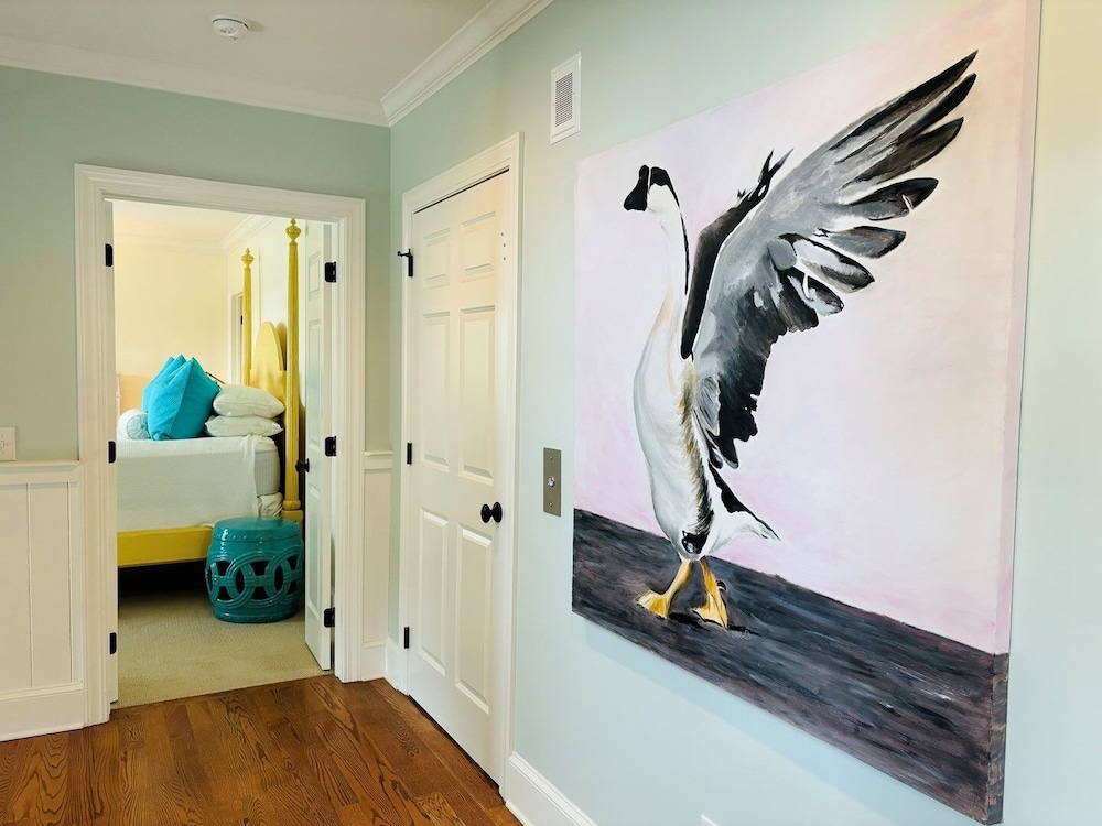 Gray Goose 5 Bedroom Home by RedAwning