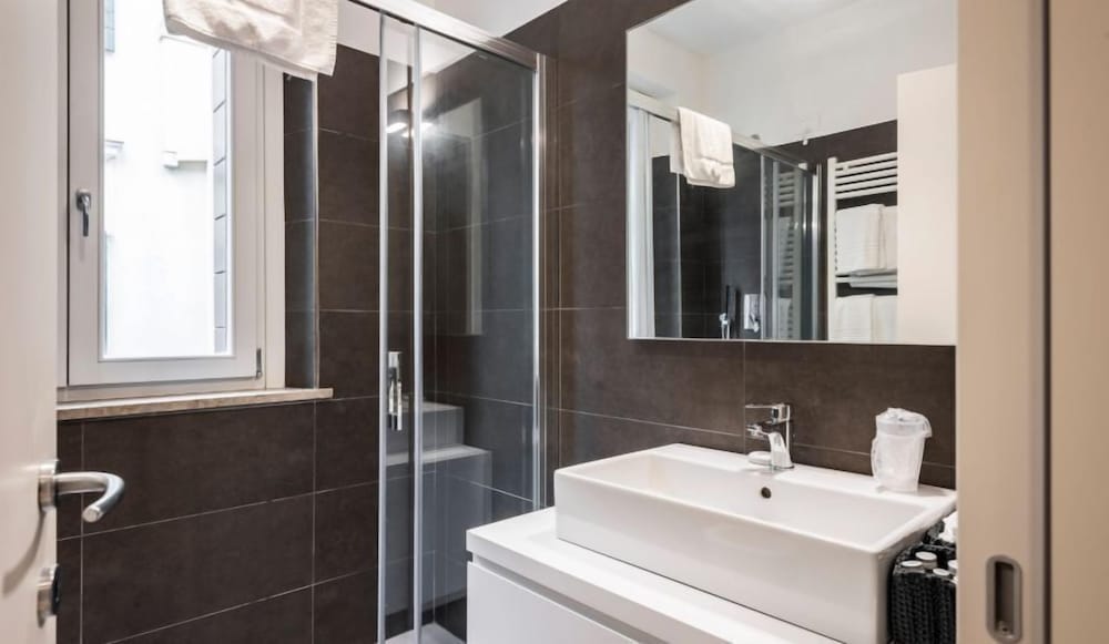 MYSWEETPLACE - Rialto Apartments