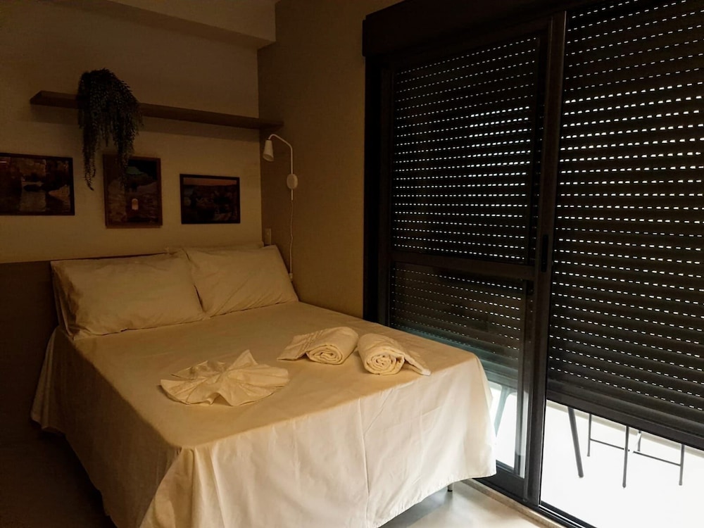 Haus Mitre Residences