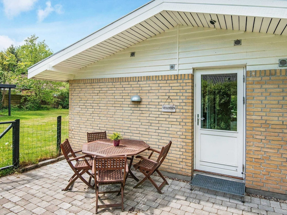 8 Person Holiday Home in Ega