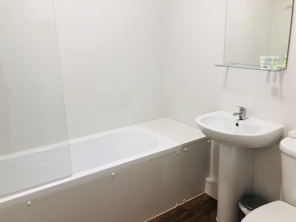 Leicester Vacations - Showcase Apartments - Highcross House Apart Hotel - Property Image 48