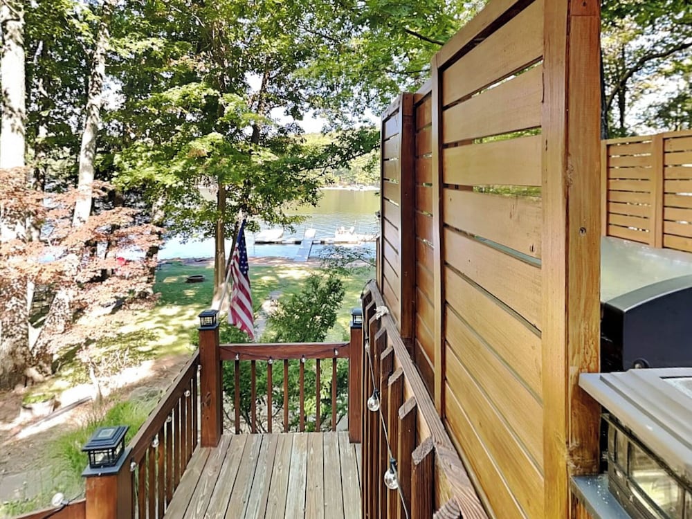 Summer Haven by Taylor Made Deep Creek view 4
