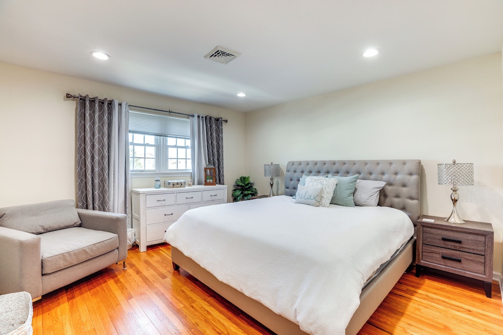 Walk to Beach: Waterfront Mantoloking Gem w/ Deck!