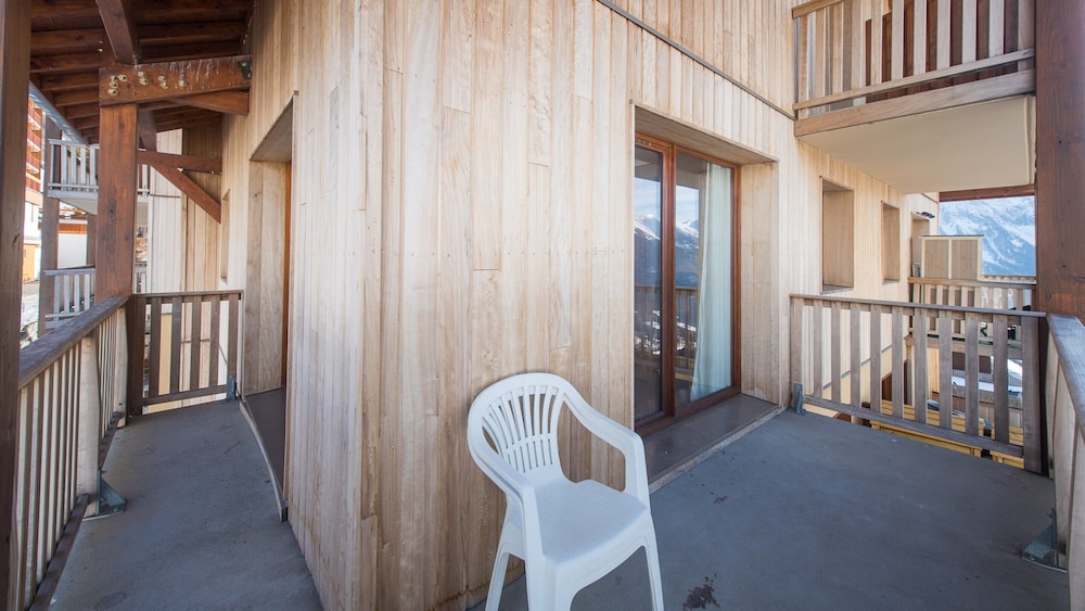 Apartment in Orcieres With Heated Pool