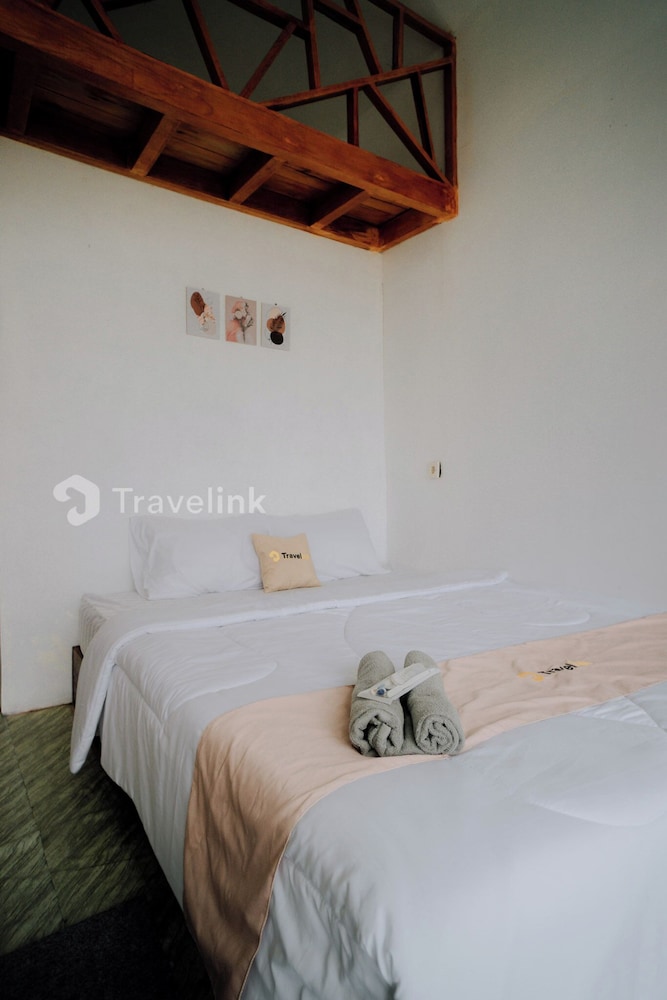 Flamboyan Cabin By Travelink