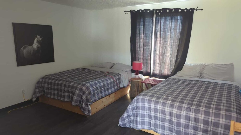 641 Grill & Motel