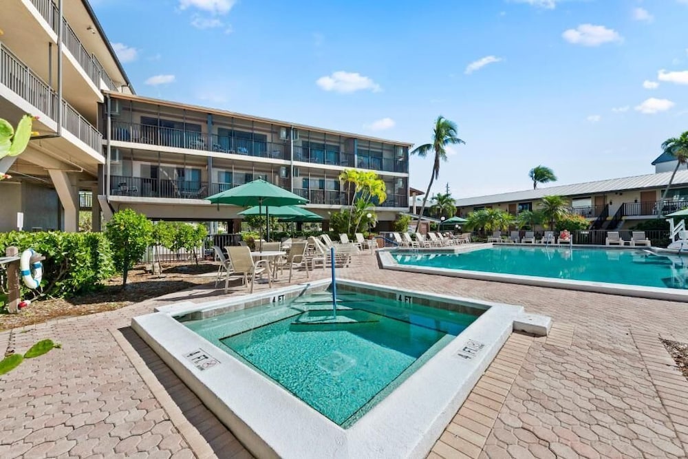 Carribean Beach Club