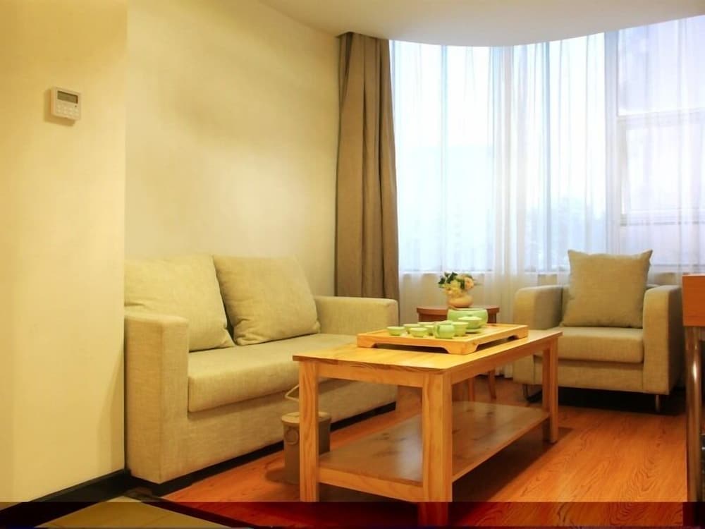GreenTree Inn Fuzhou Gushilou District North Xierhuan Road Zuohai park Express Hotel