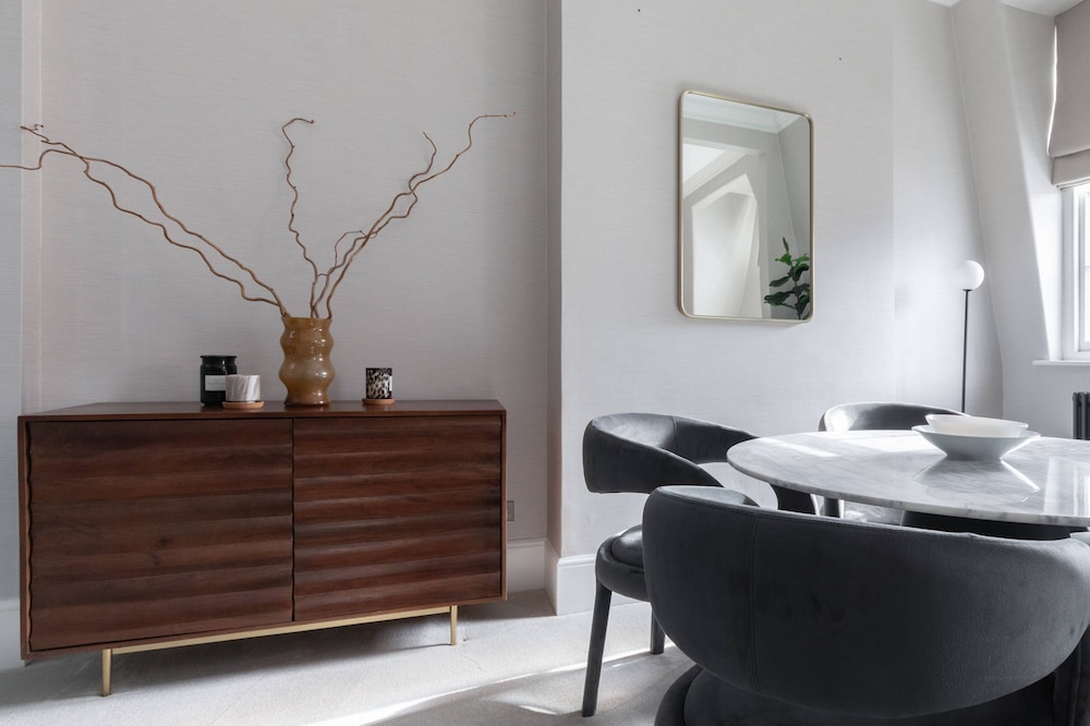 Draycott Place VII by Onefinestay