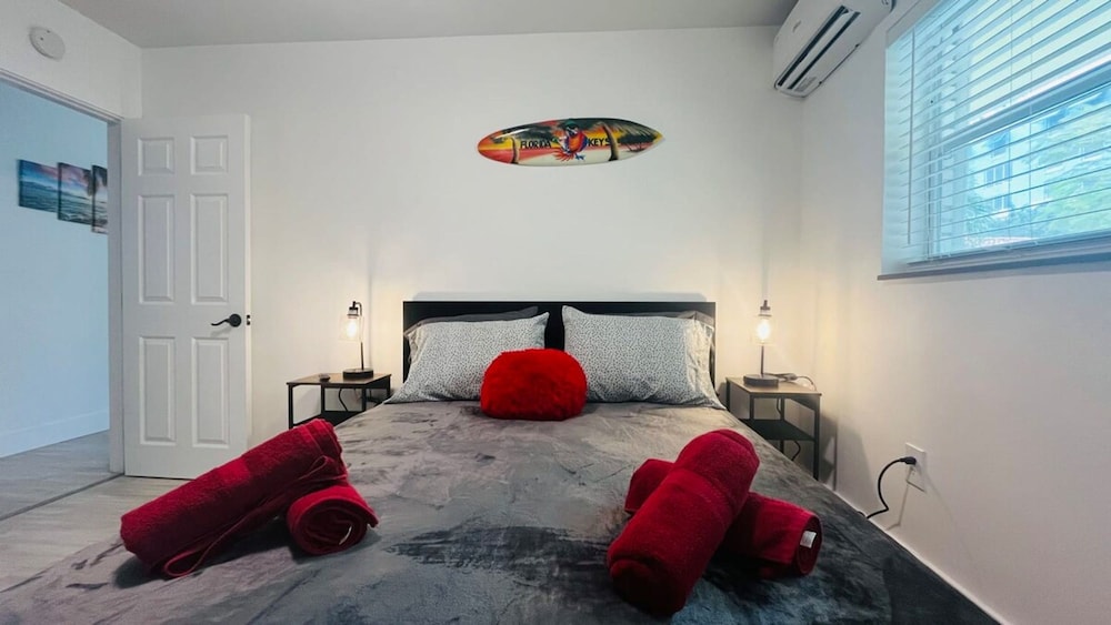 Quiet Miami Oasis Fast Wi-fi Free Parking