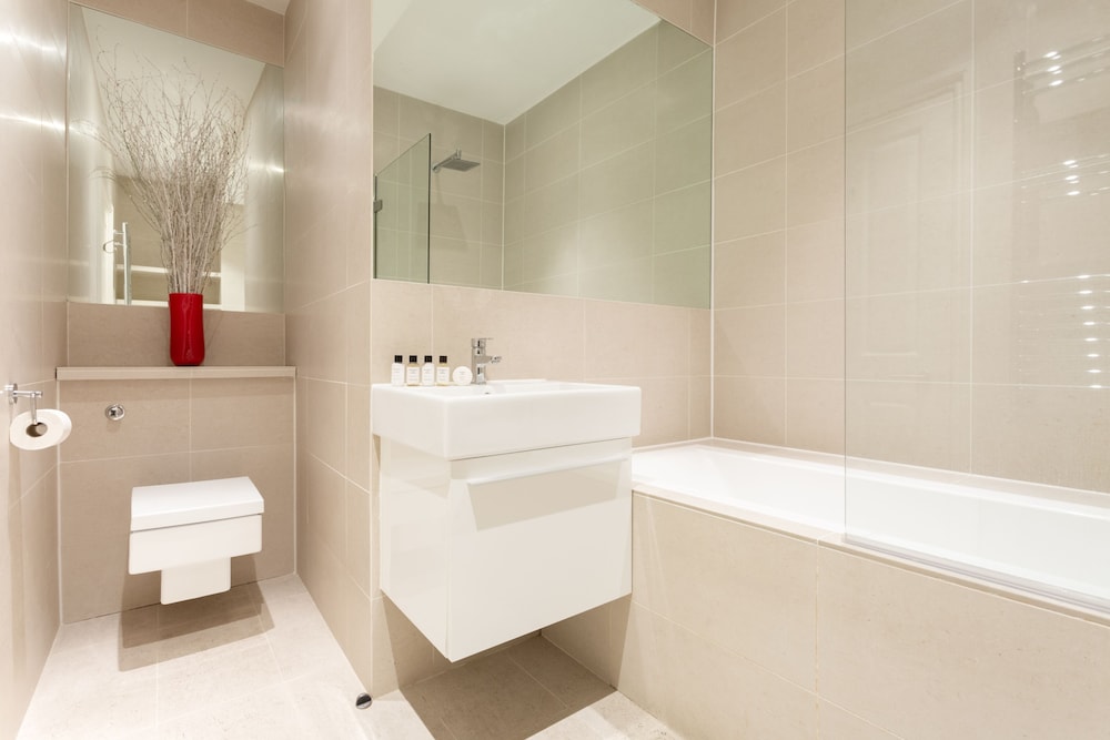 Ossington Street by Onefinestay
