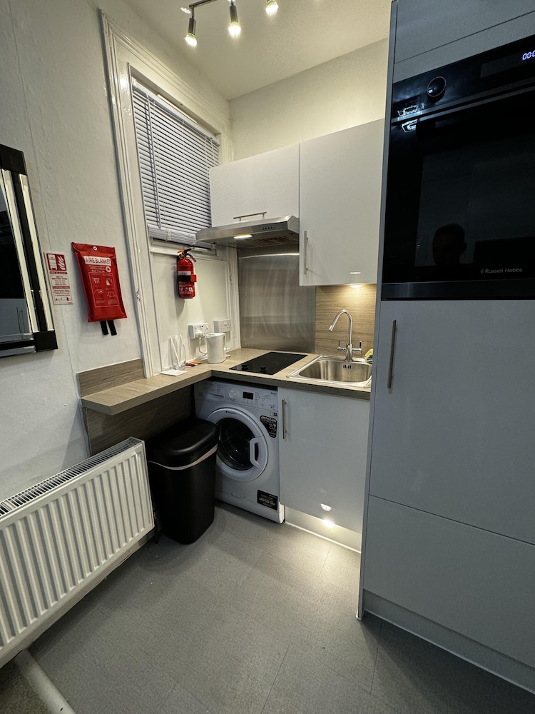 Onsite Apartments in Central Brentwood
