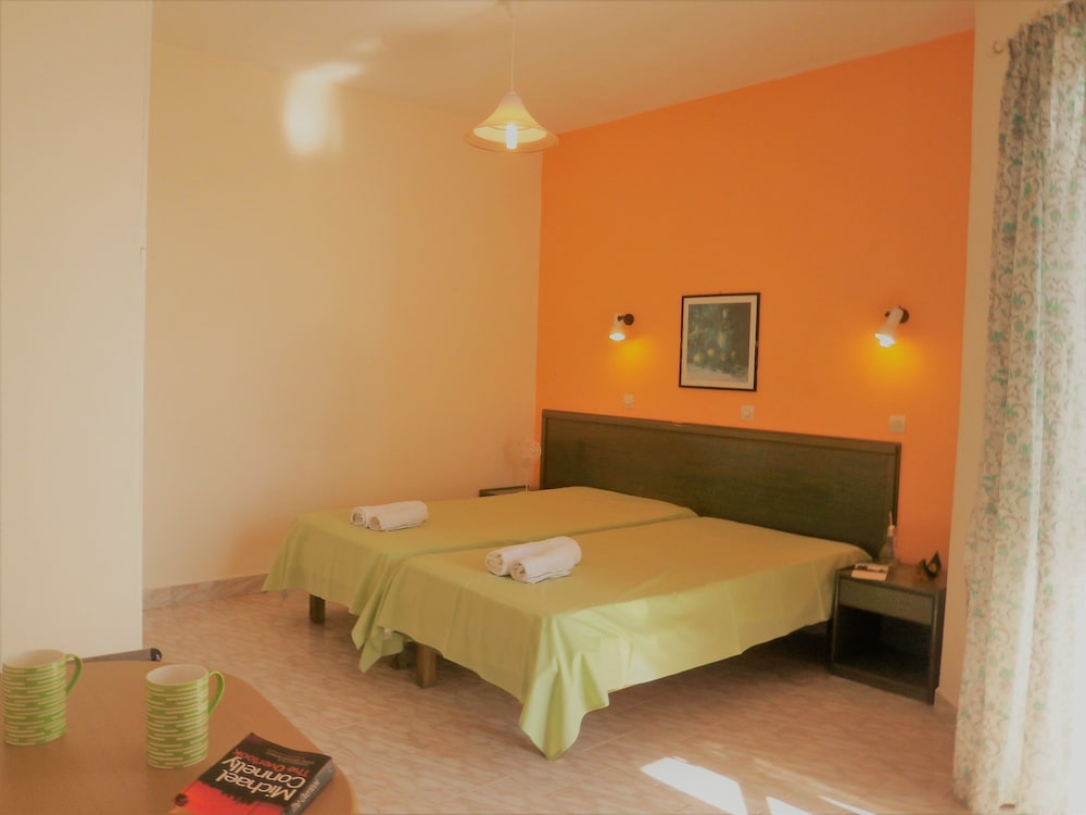 Odyseas Studios - Near Lourdas Beach photo 2