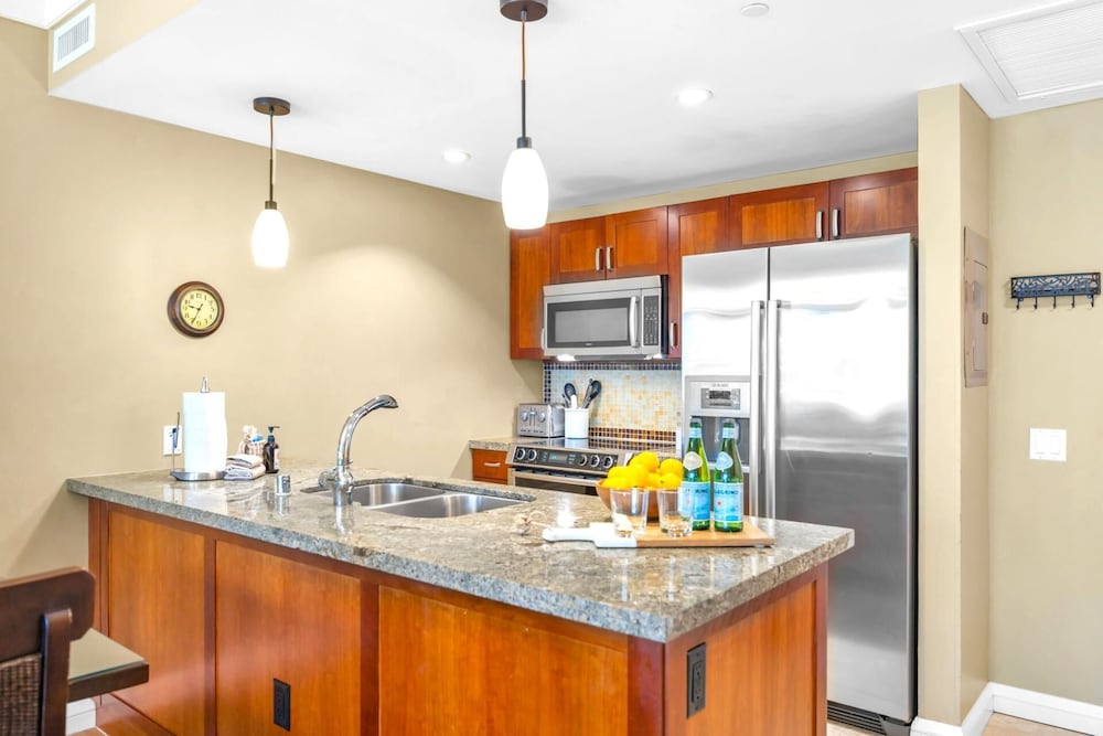 Honua Kai Hokulani 3 Free Rental Cars KBM Resorts Family Friendly 3 Units, 6 Bedrooms Ml-1625