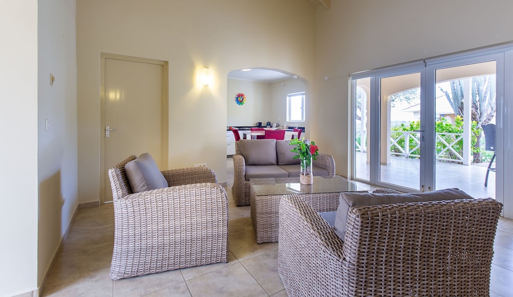 Ananda Curacao