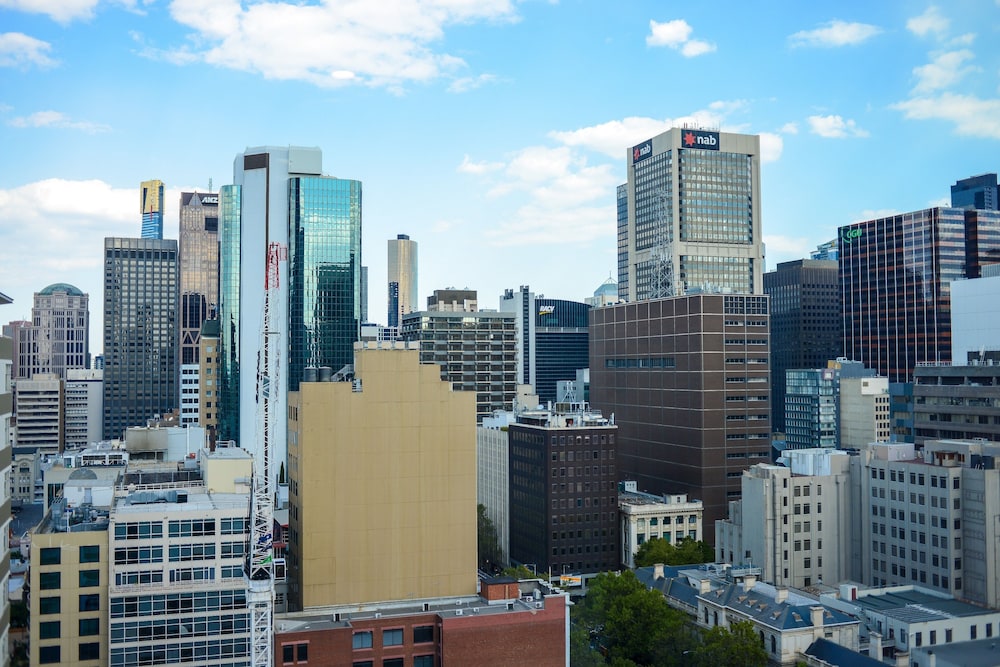 Mono Apartments on La Trobe