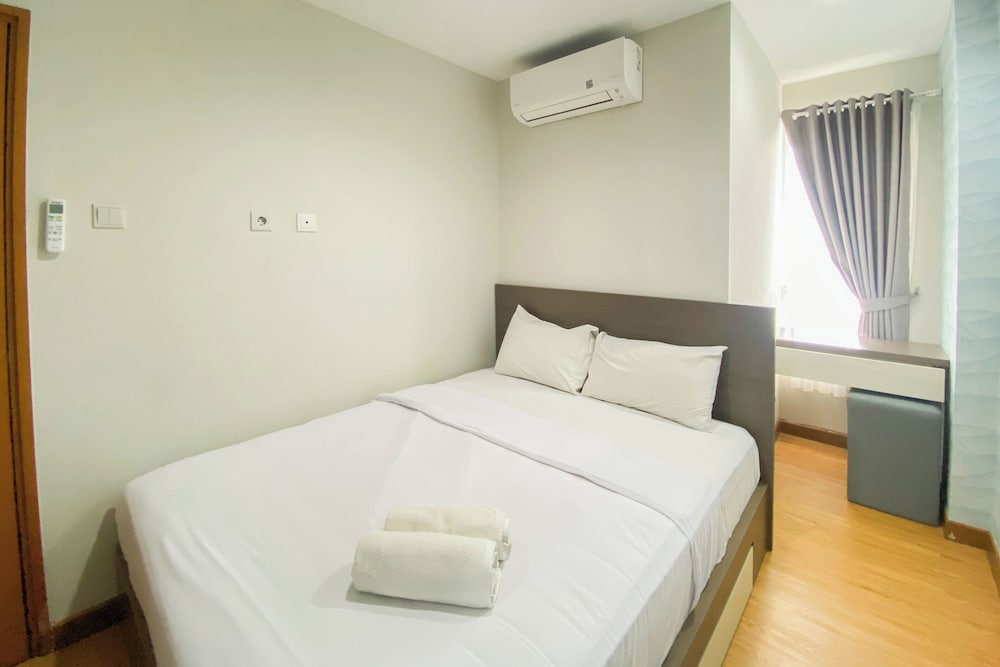 Comfort Living 2Br At Cinere Bellevue Suites Apartment