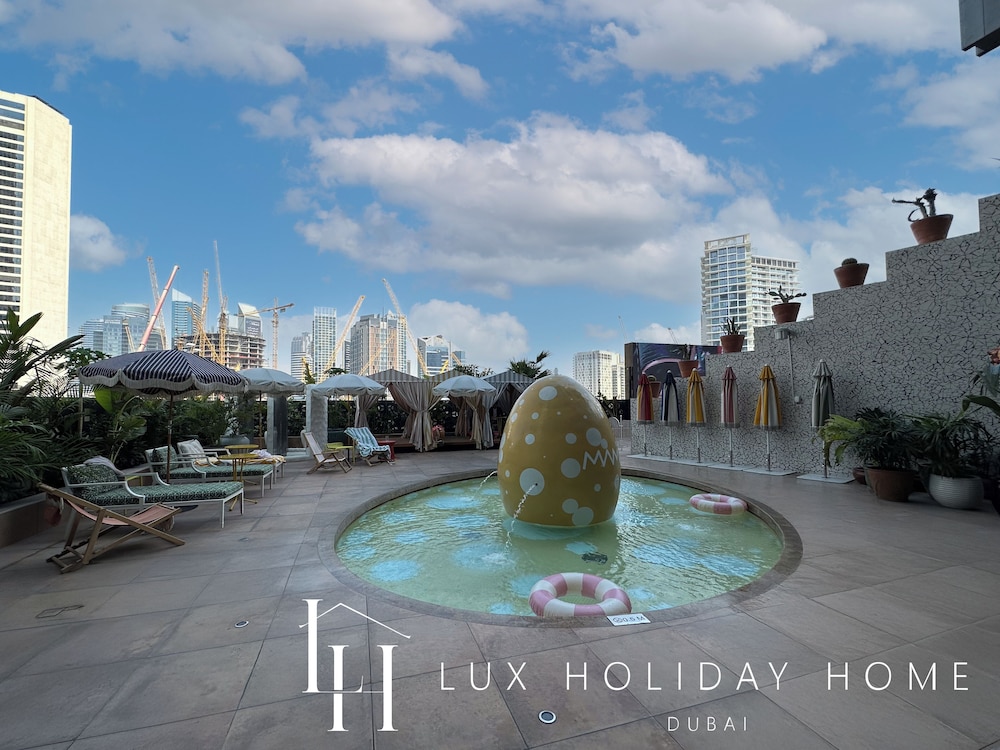 LUX The Modern Retro Suite