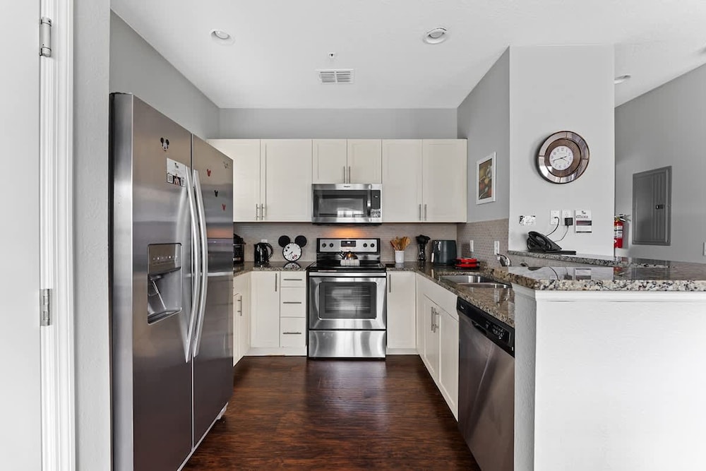 Dream Home Stunning 4BR Retreat
