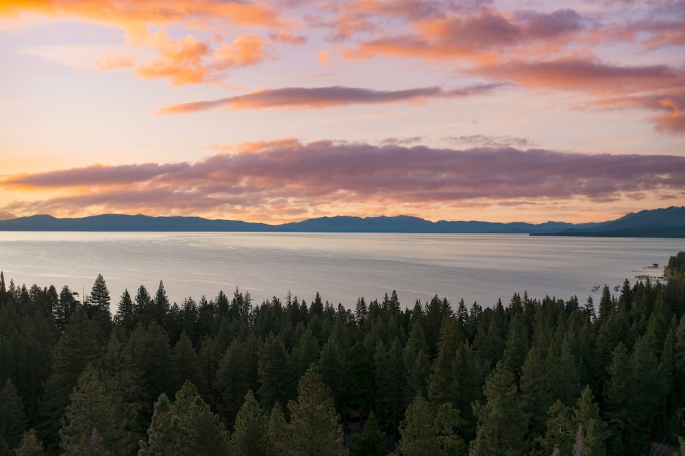 Washoe Way by Avantstay Luxury Tahoe Retreat A Location w Beach Access