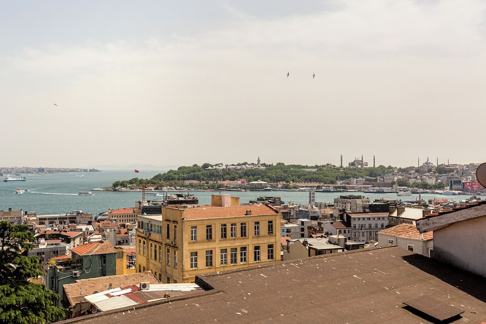 Alaattin Apartments