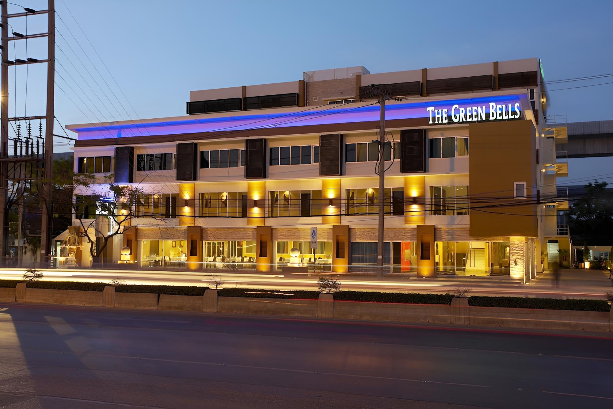 The Green Bells New Petchburi