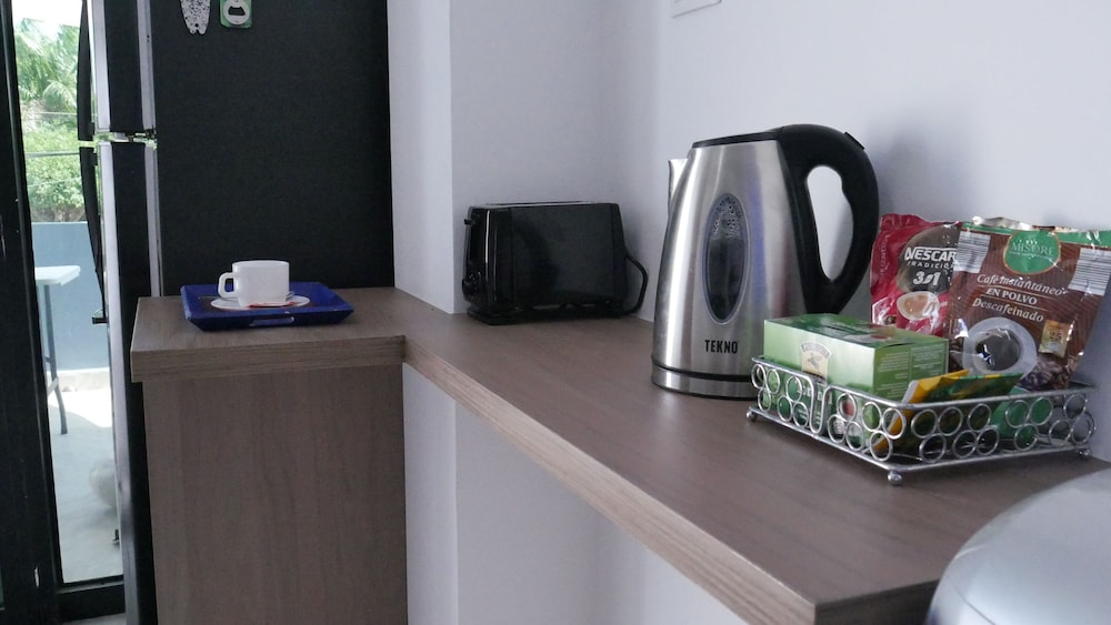 Park View Hostel & Suites