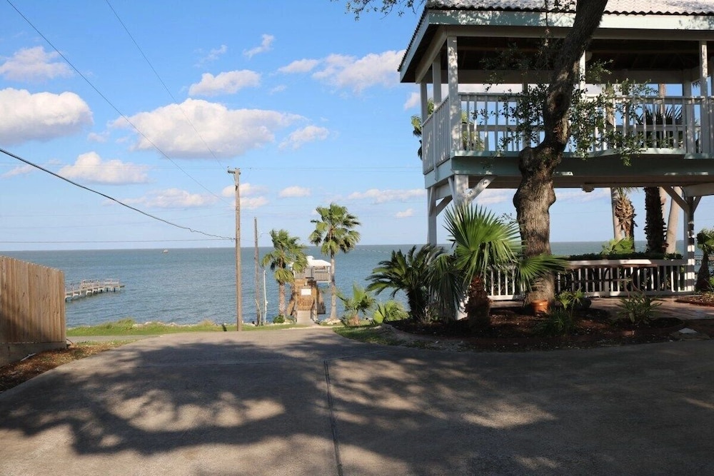 Pelican Bay Resort