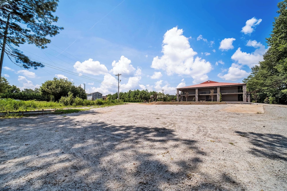 Best Western Braselton Inn - Property Image 3