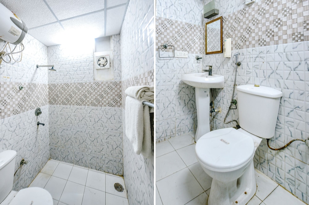 FabHotel The White Orchid