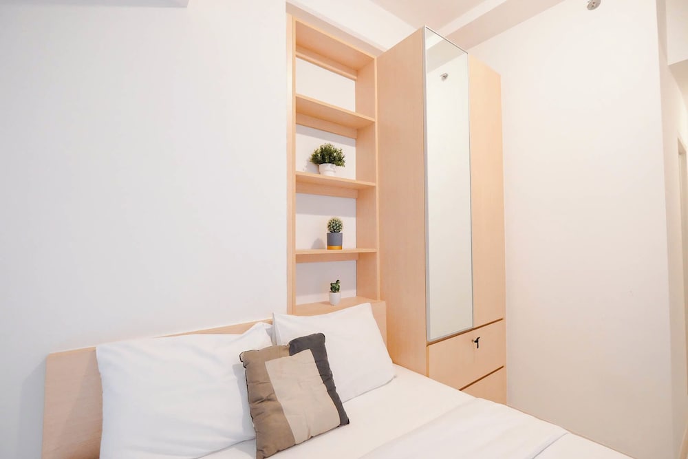 Basic Look Studio (No Kitchen) Apartment Tokyo Riverside Pik 2