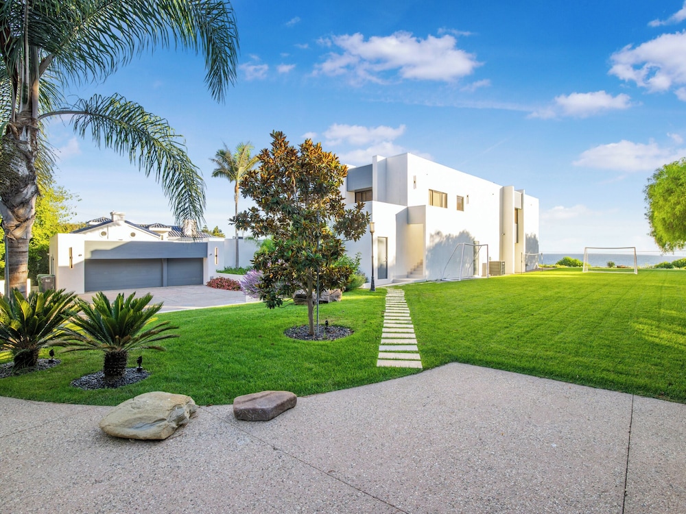 Morning View Malibu - Malibu Masterpiece in the Making w/ Views & Beach Access
