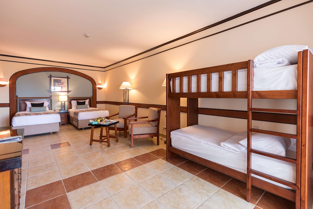 SUNRISE Remal Resort