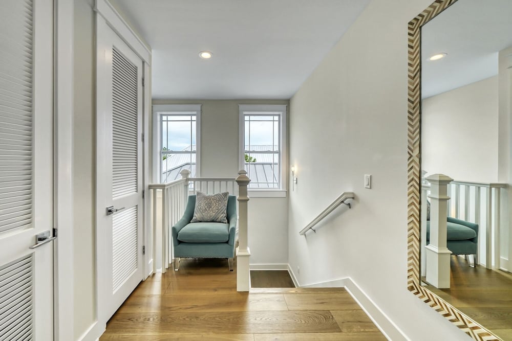 Amour La Mer by Avantstay Rooftop Patio Pool Access Walk to Beach