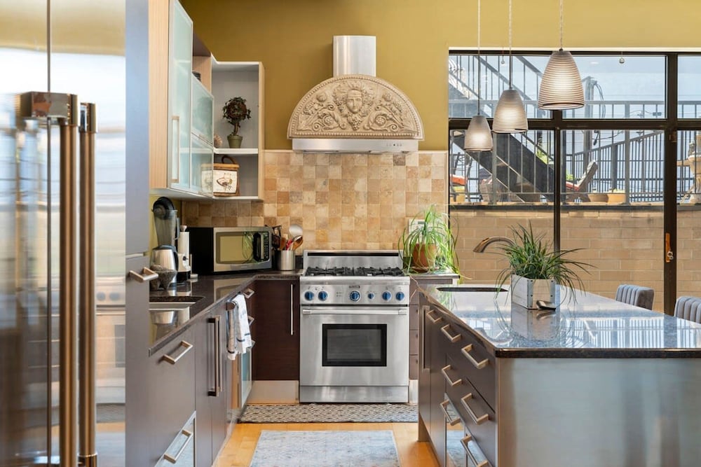 Zen Oasis of Elegance Expansive Executive Home