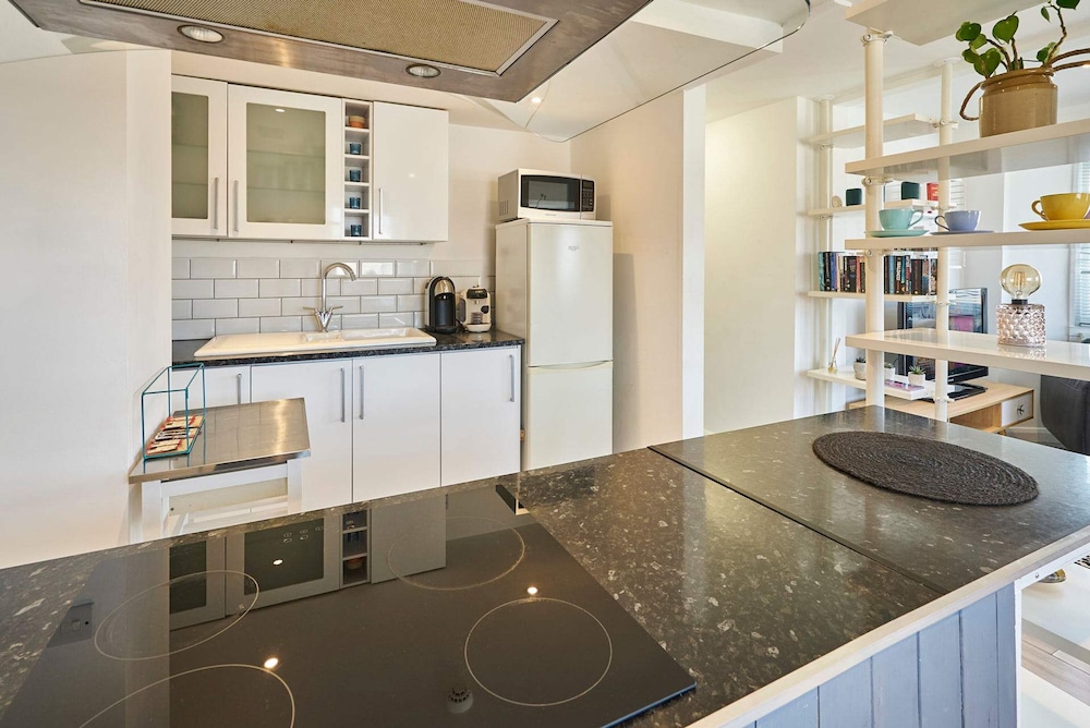 Host Stay St James Street